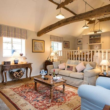 The Stables, Relax In 5 Star Style And Comfort With Lovely Walks All Around Maplestead Extérieur photo
